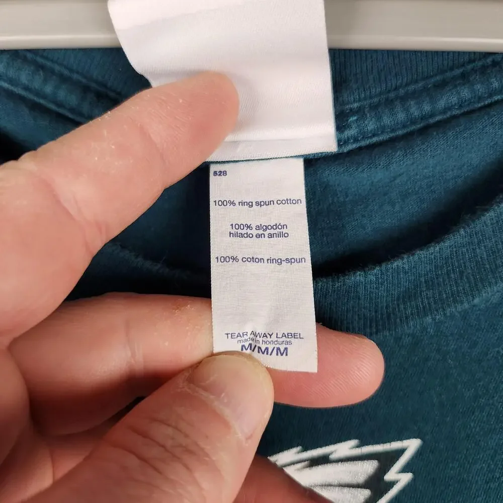 Philadelphia Eagles Shirt Mens Medium Green 11 Wentz NFL Football Graphic Lgo